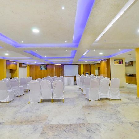 אחמדאבאד Fabhotel Kohinoor Plaza מראה חיצוני תמונה