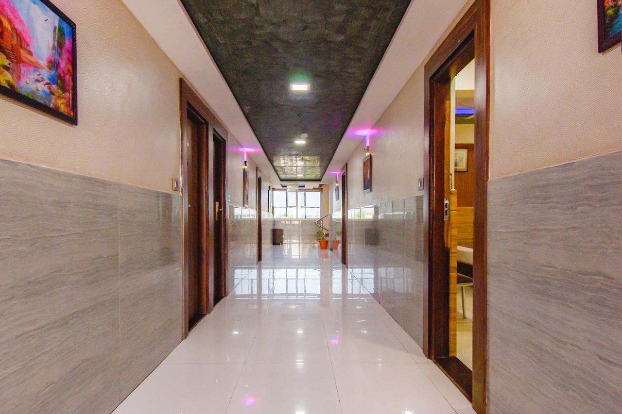אחמדאבאד Fabhotel Kohinoor Plaza מראה חיצוני תמונה
