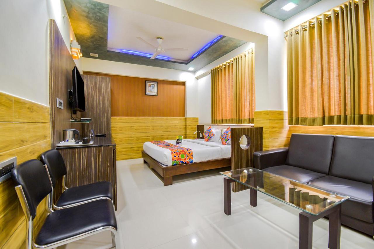 אחמדאבאד Fabhotel Kohinoor Plaza מראה חיצוני תמונה