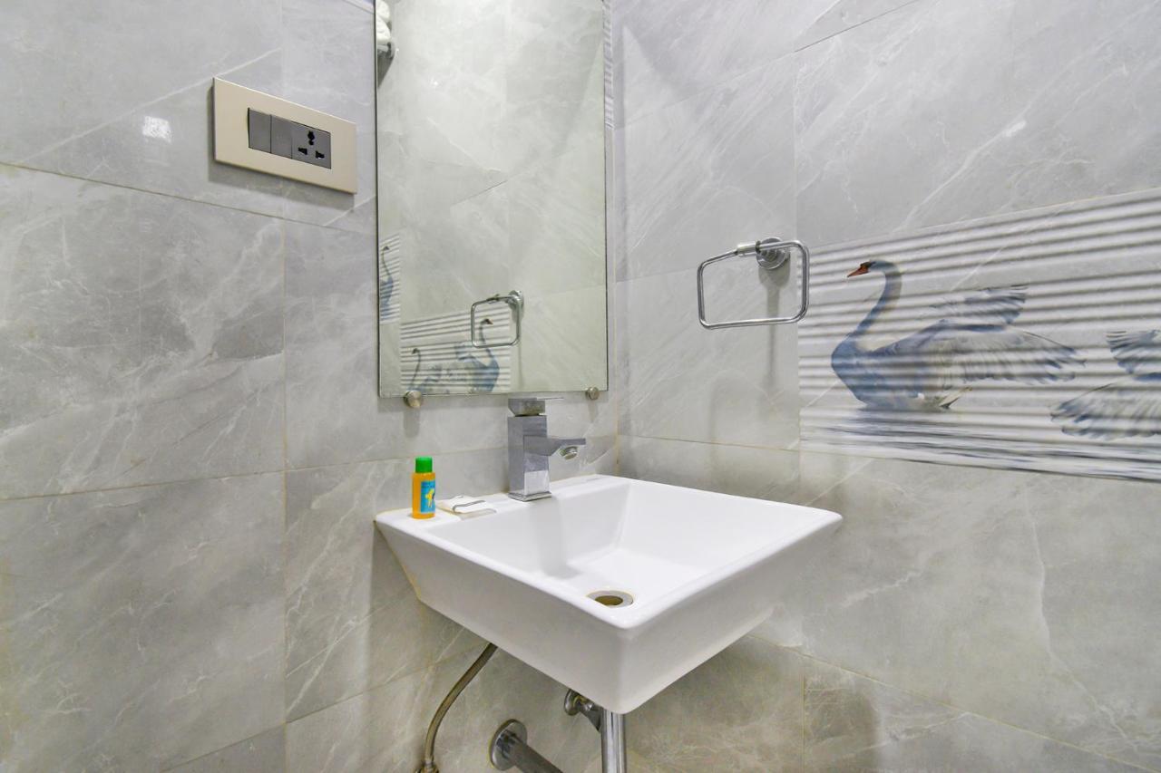 אחמדאבאד Fabhotel Kohinoor Plaza מראה חיצוני תמונה