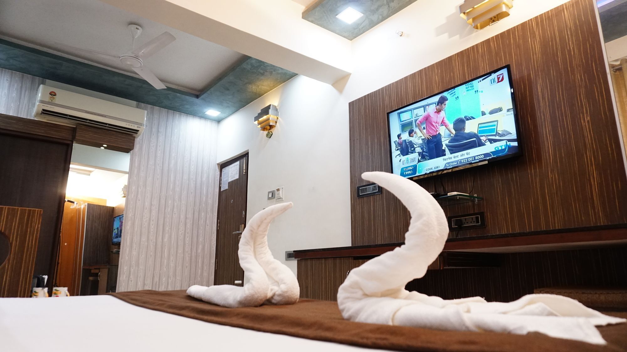 אחמדאבאד Fabhotel Kohinoor Plaza מראה חיצוני תמונה